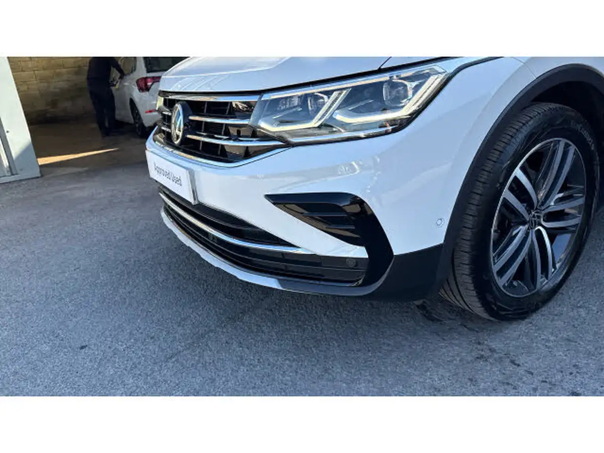 2022-volkswagen-tiguan-15-tsi-elegance-big-40