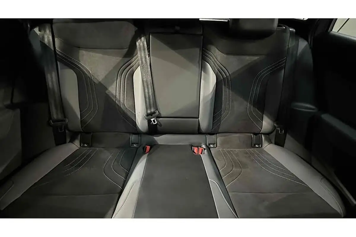 2024-volkswagen-id4-e-life-edition-174ps-77kwh-pro-big-40