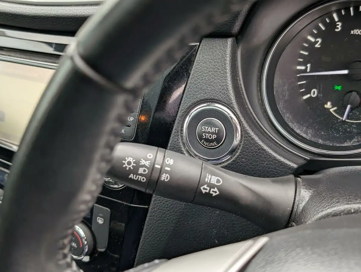 2016-nissan-qashqai-12-n-tec-big-30