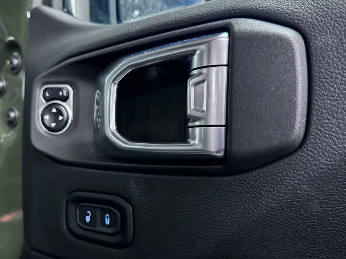 2024-jeep-wrangler-20-gme-rubicon-5d-big-23