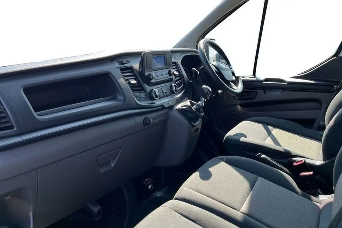 2022-ford-transit-custom-20tdci-300-l1h1-leader-105pseu6dt-double-cab-in-van-big-2