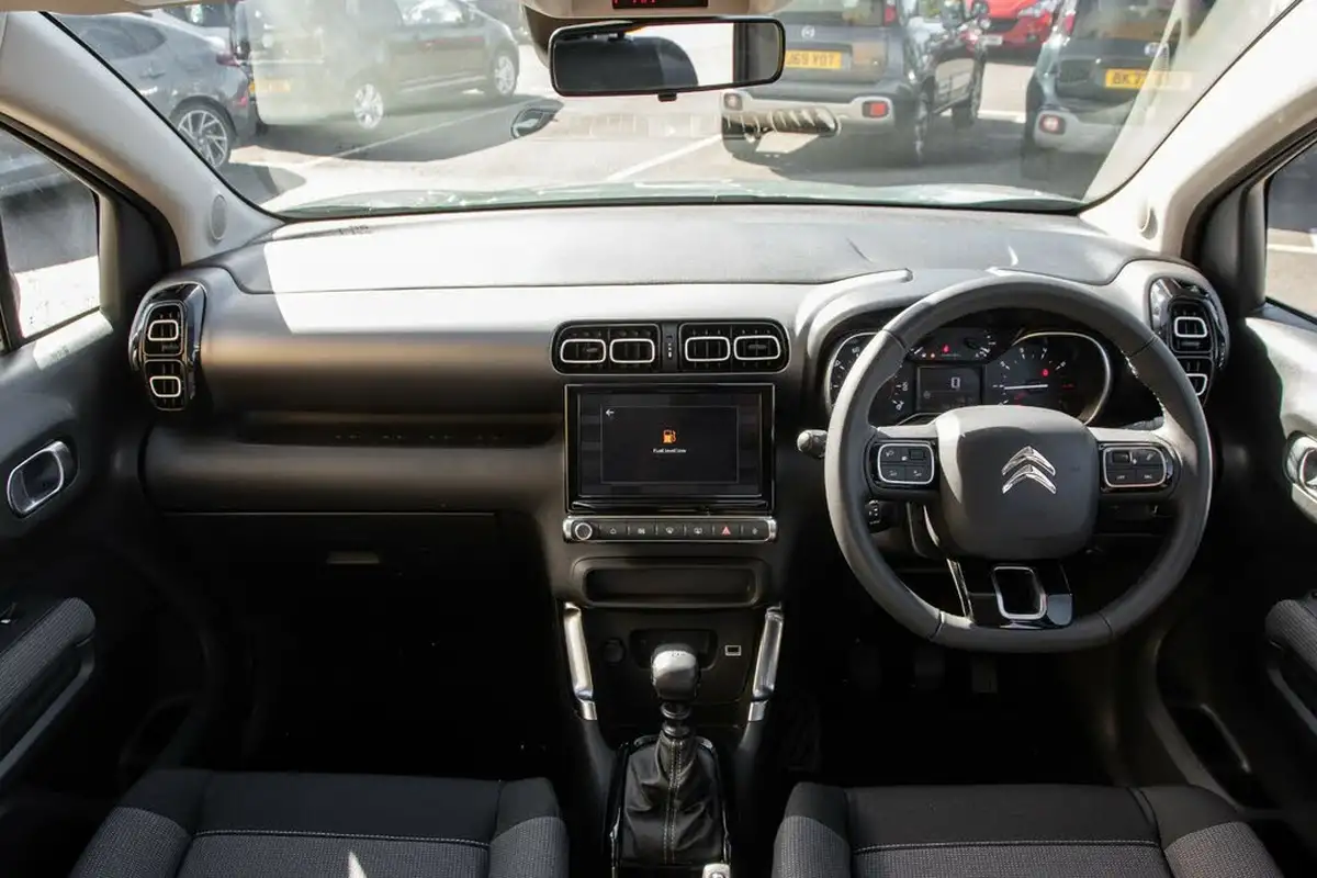 2023-citroen-c3-aircross-12-puretech-shine-110ps-big-3