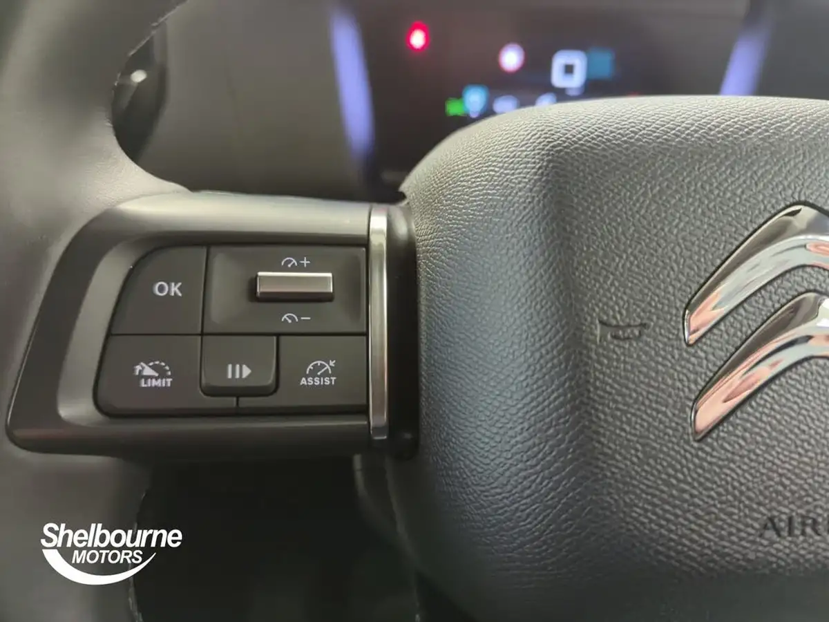 2022-citroen-c4-12-puretech-shine-130ps-big-20