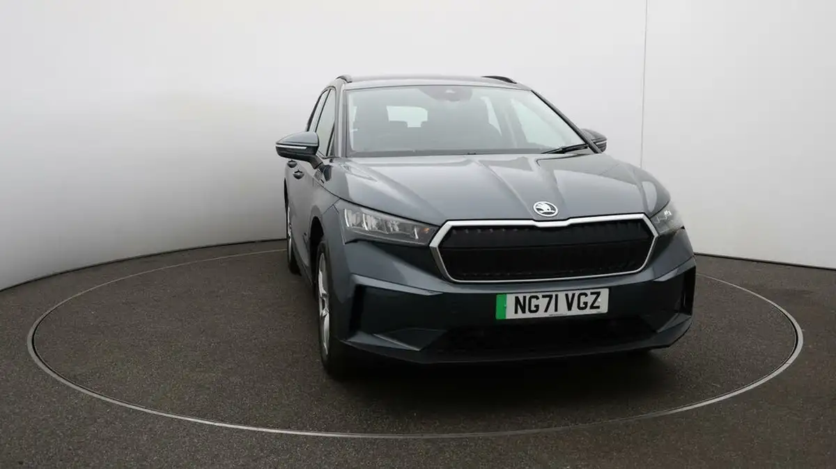2022-skoda-enyaq-e-60-big-35