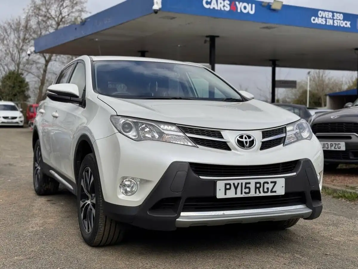 2015-toyota-rav4-20td-icon-20d-4d-awd-big-0