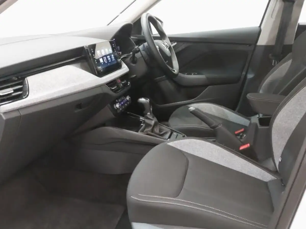2024-skoda-kamiq-10-tsi-se-116ps-dsg-big-4