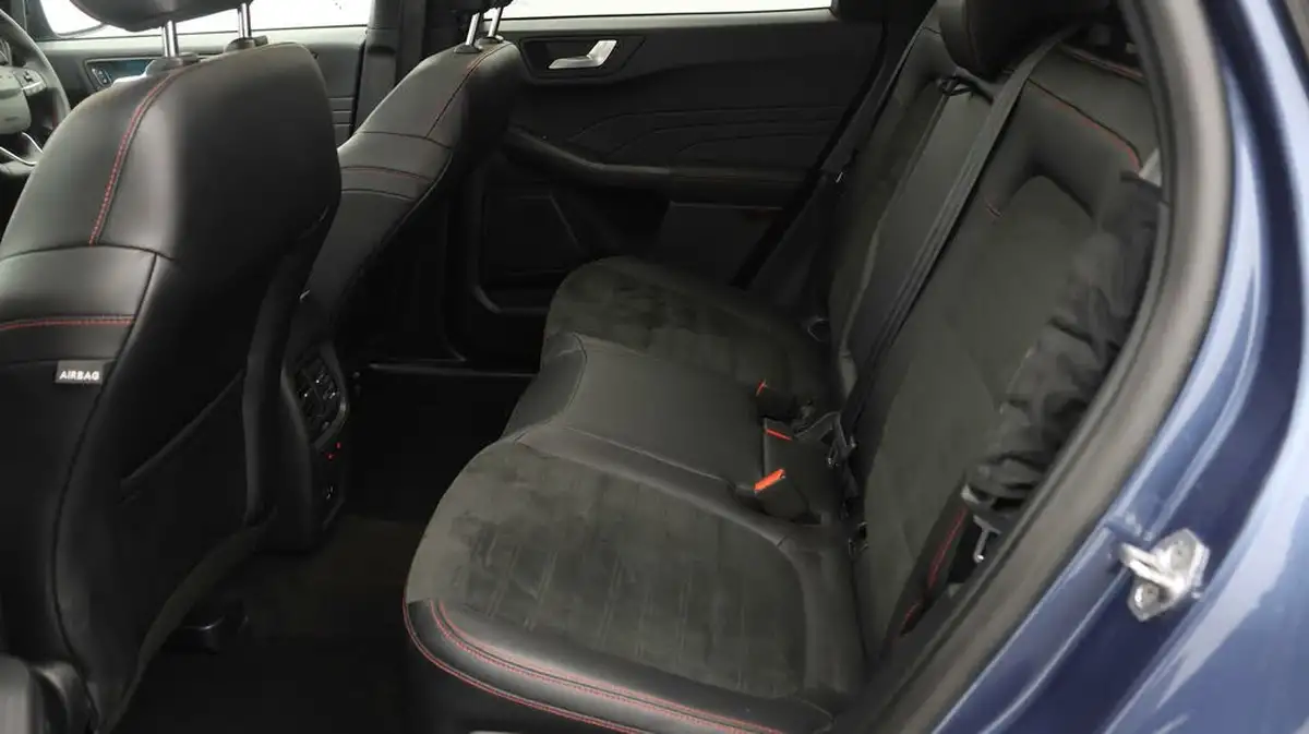 2022-ford-kuga-25t-st-line-x-edition-190ps-fhev-big-15