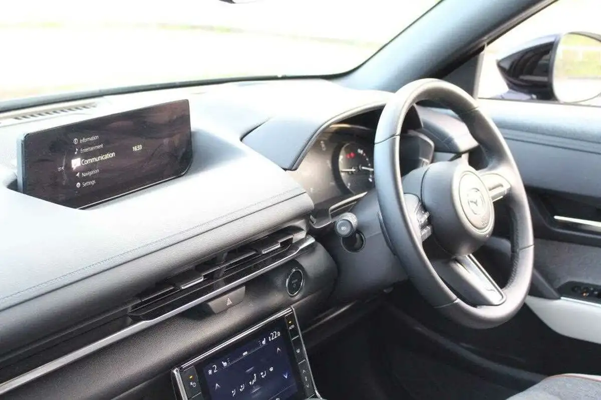 2024-mazda-mx-30-e-exclusive-line-145ps-0cc-big-17