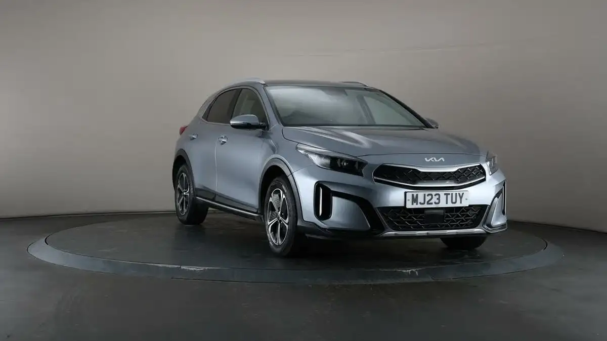 2023-kia-xceed-16-gdi-3-big-44