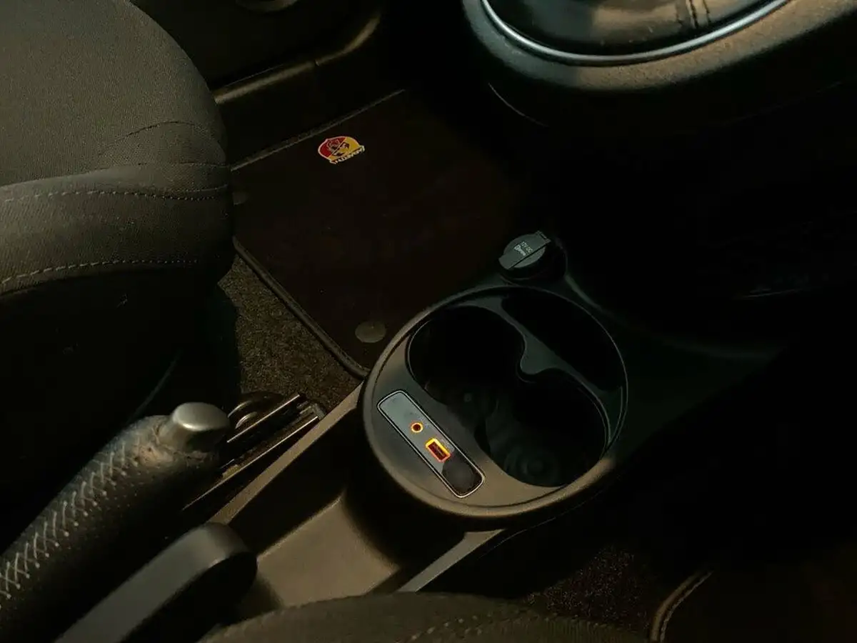 2018-abarth-595-14-tjet-big-23