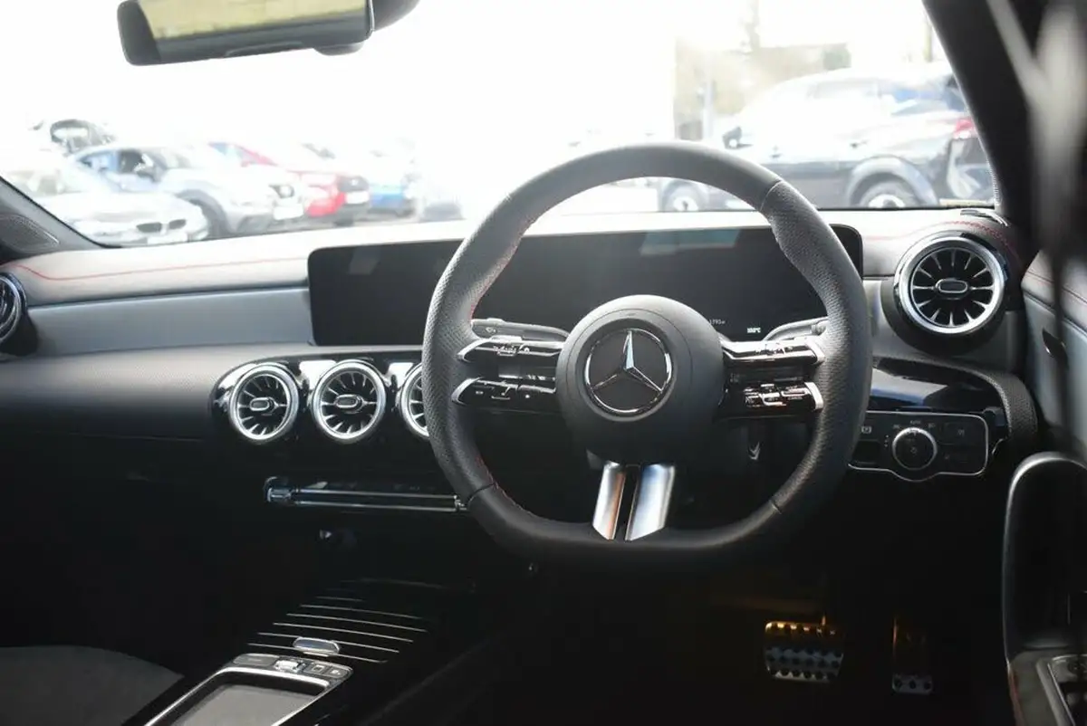 2023-mercedes-benz-cla-13-cla-200-amg-line-executive-coupe-4d-big-23