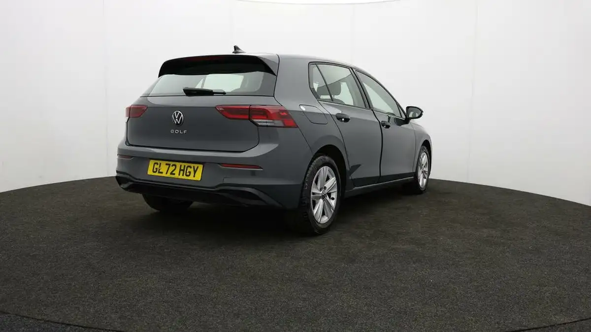 2022-volkswagen-golf-15-tsi-life-130ps-hatchback-big-75