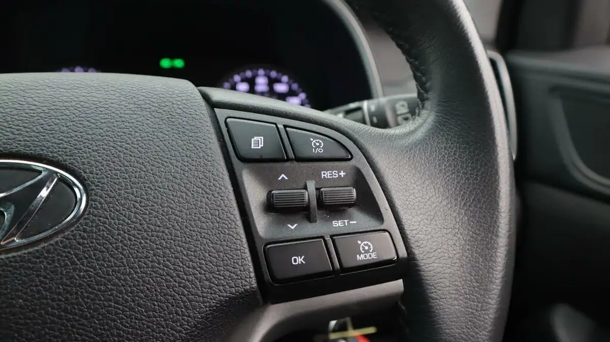 2019-hyundai-tucson-16-gdi-se-nav-big-24