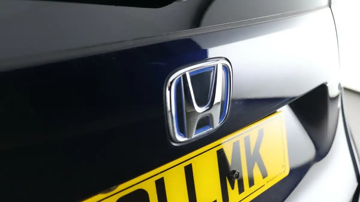 2021-honda-jazz-15-i-mmd-ex-107ps-big-20