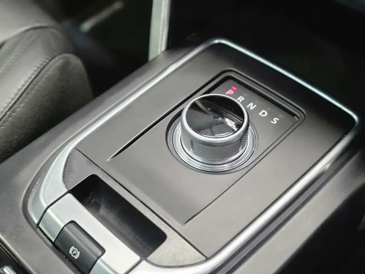 2015-land-rover-discovery-sport-22td-hse-luxury-auto-big-21