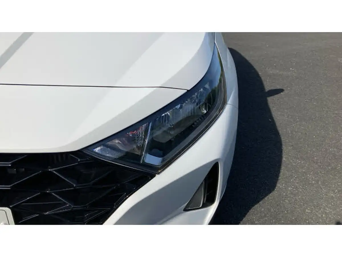 2022-hyundai-i20-10-t-gdi-se-connect-eclutch-imt-big-21