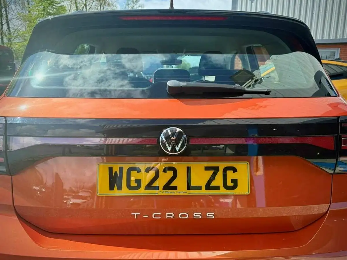 2022-volkswagen-t-cross-10-tsi-se-110ps-big-17