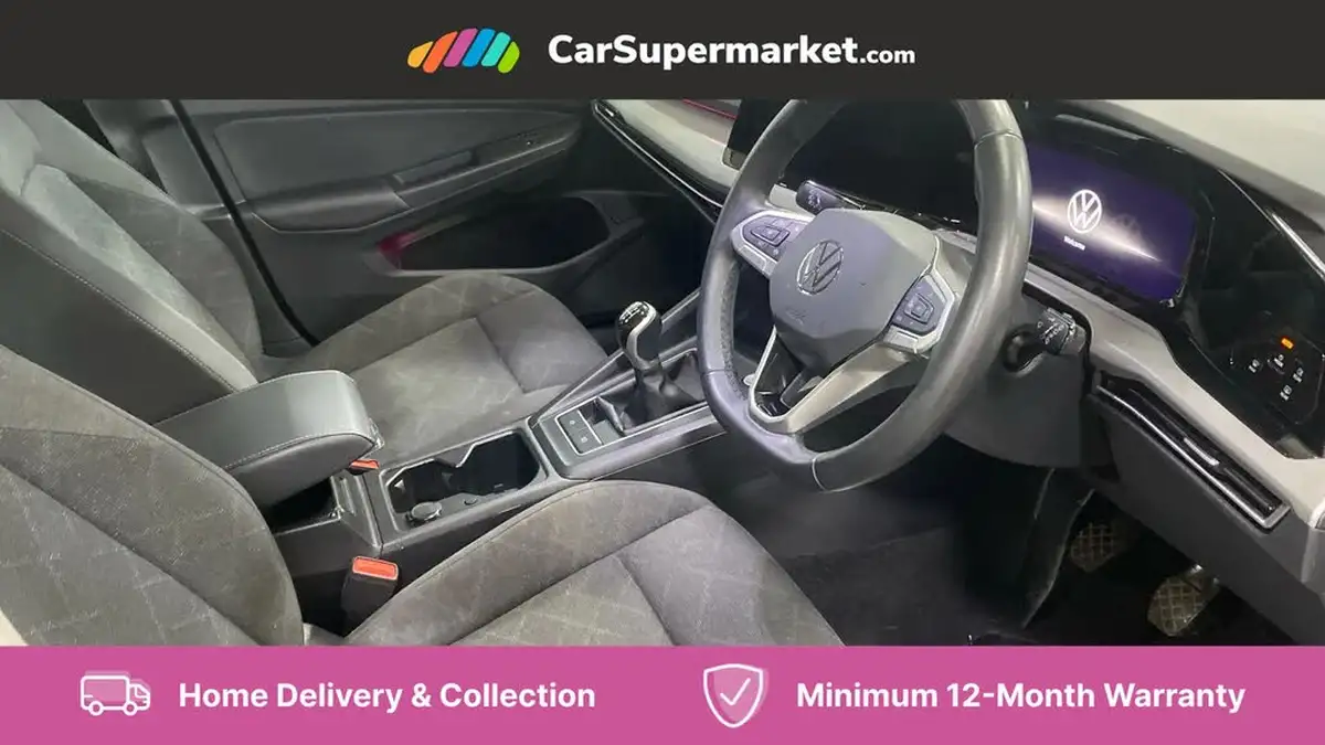 2024-volkswagen-golf-10-tsi-life-hatchback-big-3
