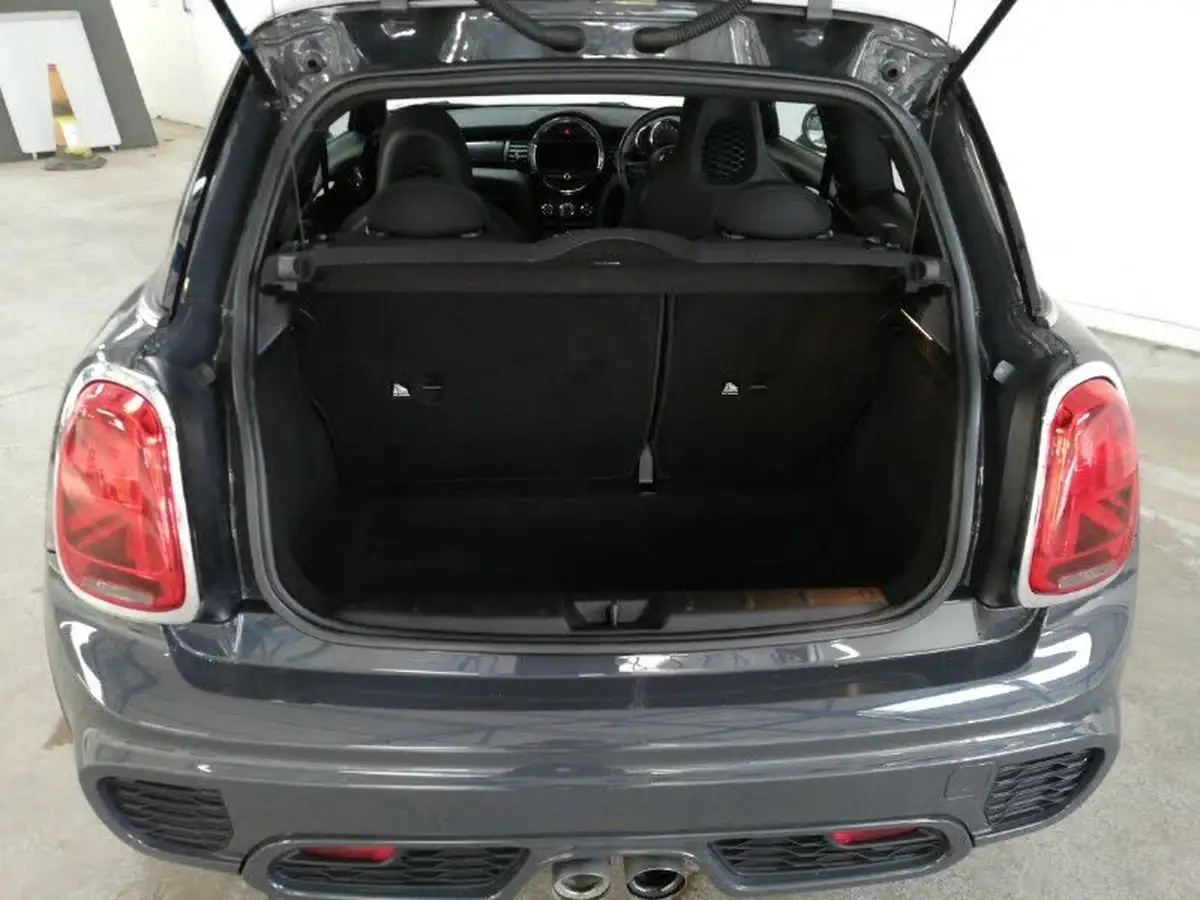 2018-mini-cooper-20-john-cooper-works-ss-hatchback-3d-big-7