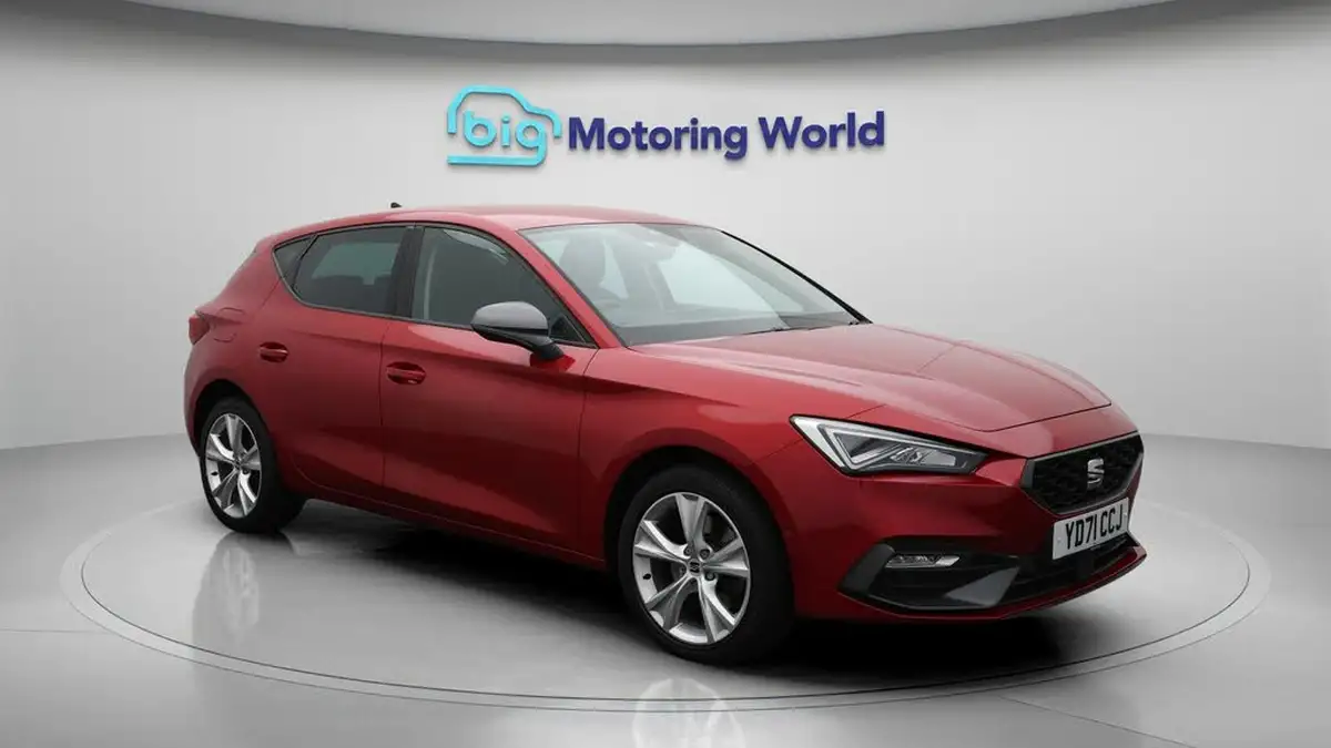 2021-seat-leon-14-e-hybrid-fr-hatchback-big-0