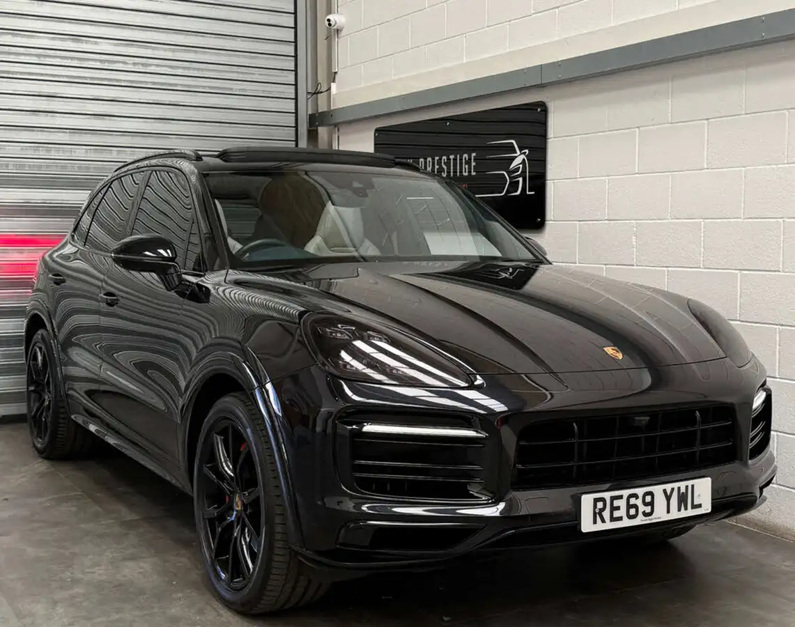 2020-porsche-cayenne-30-v6-s-big-0