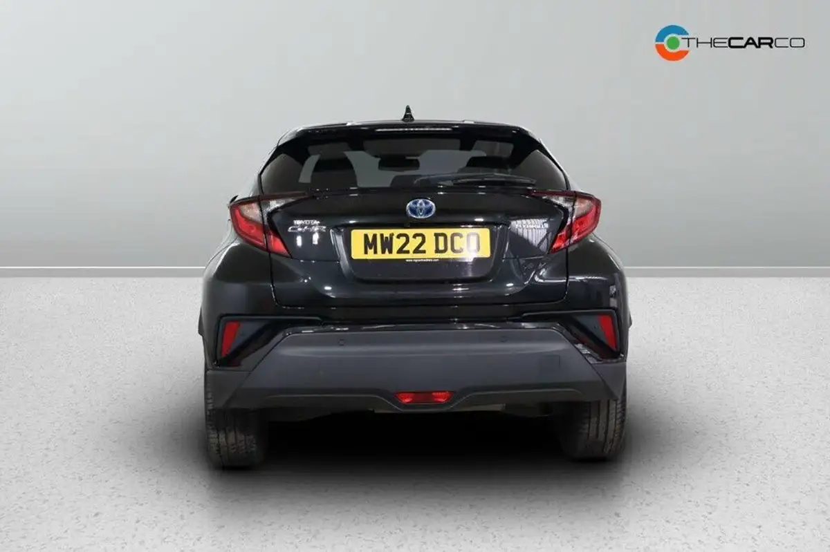 2022-toyota-c-hr-18-vvt-i-design-big-8