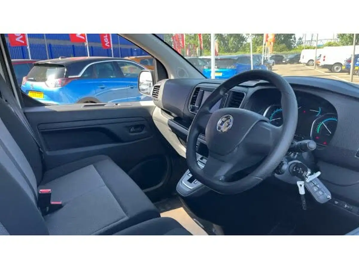 2023-vauxhall-vivaro-e-3100-75kwh-l1h1-prime-panel-van-big-10