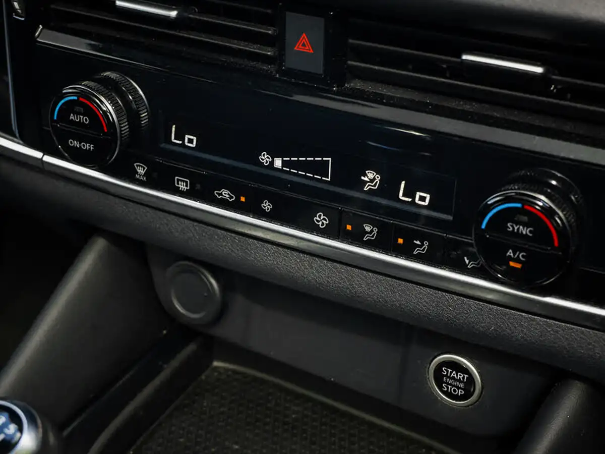 2022-nissan-qashqai-13-dig-t-n-connecta-140ps-big-14