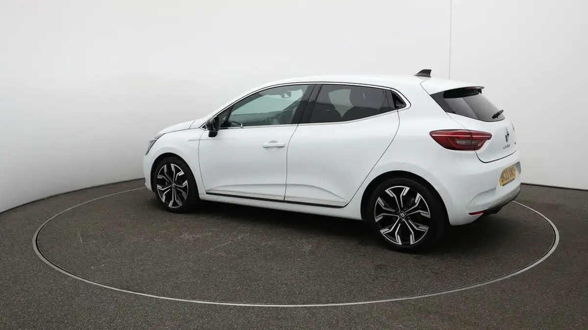 2023-renault-clio-16-techno-big-35