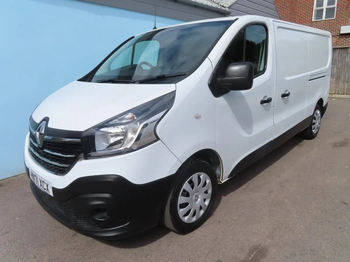 2021-renault-trafic-20dci-ll30-energy-120-business-panel-big-5