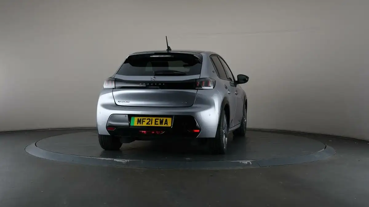 2021-peugeot-208-e-gt-50kwh-big-71