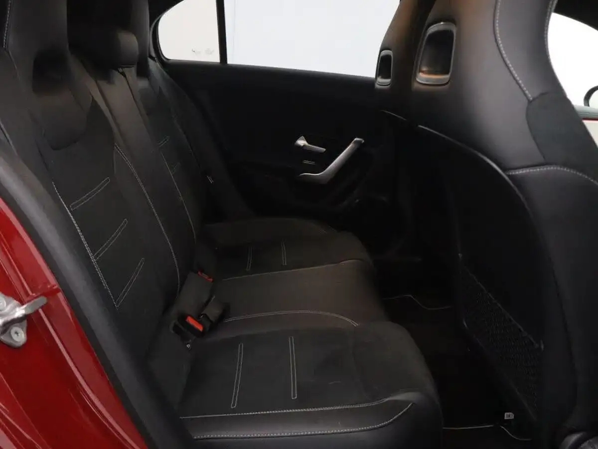 2022-mercedes-benz-a-class-13-a180-amg-line-executive-edition-hatchback-5d-7g-dct-big-22
