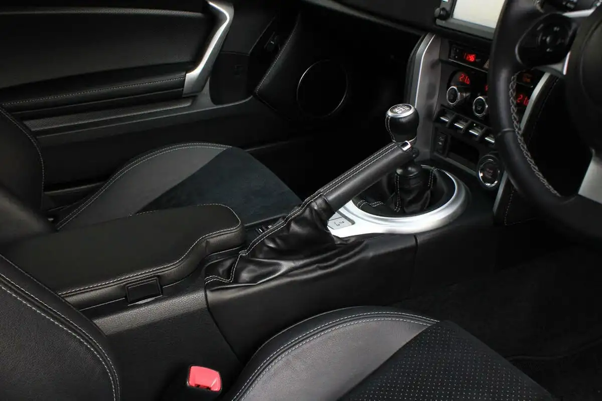 2017-toyota-gt86-20-gt86-pro-big-19
