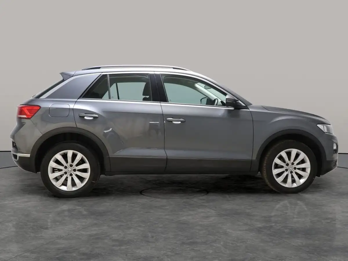 2019-volkswagen-t-roc-16tdi-se-big-8