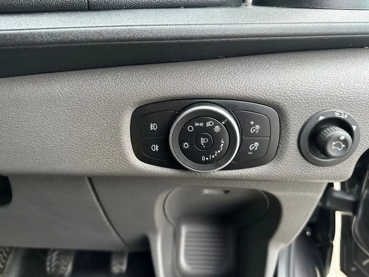 2021-ford-transit-20tdci-350-l4h3-limited-185pseu6dt-big-25
