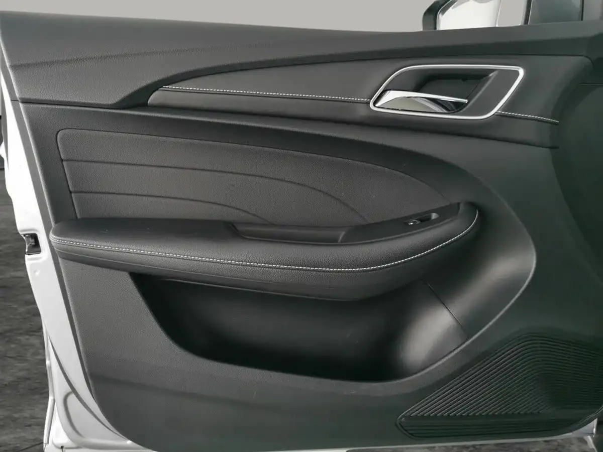 2022-mg-mg5-e-exclusive-ev-long-range-big-38