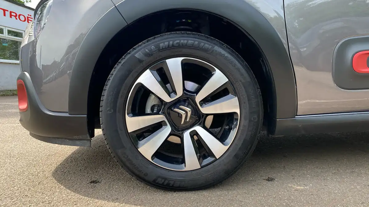 2022-citroen-c3-12-puretech-c-series-big-13