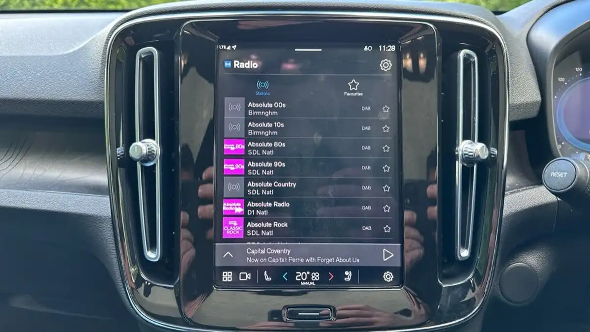 2022-volvo-c40-e-twin-recharge-pro-big-49