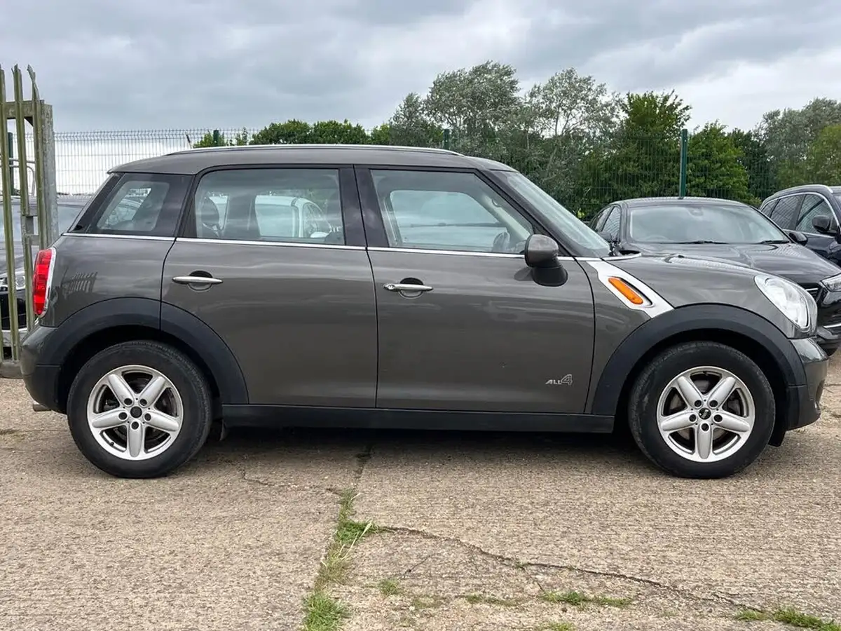 2012-mini-countryman-16td-cooper-big-7