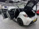 2020-toyota-corolla-small-11