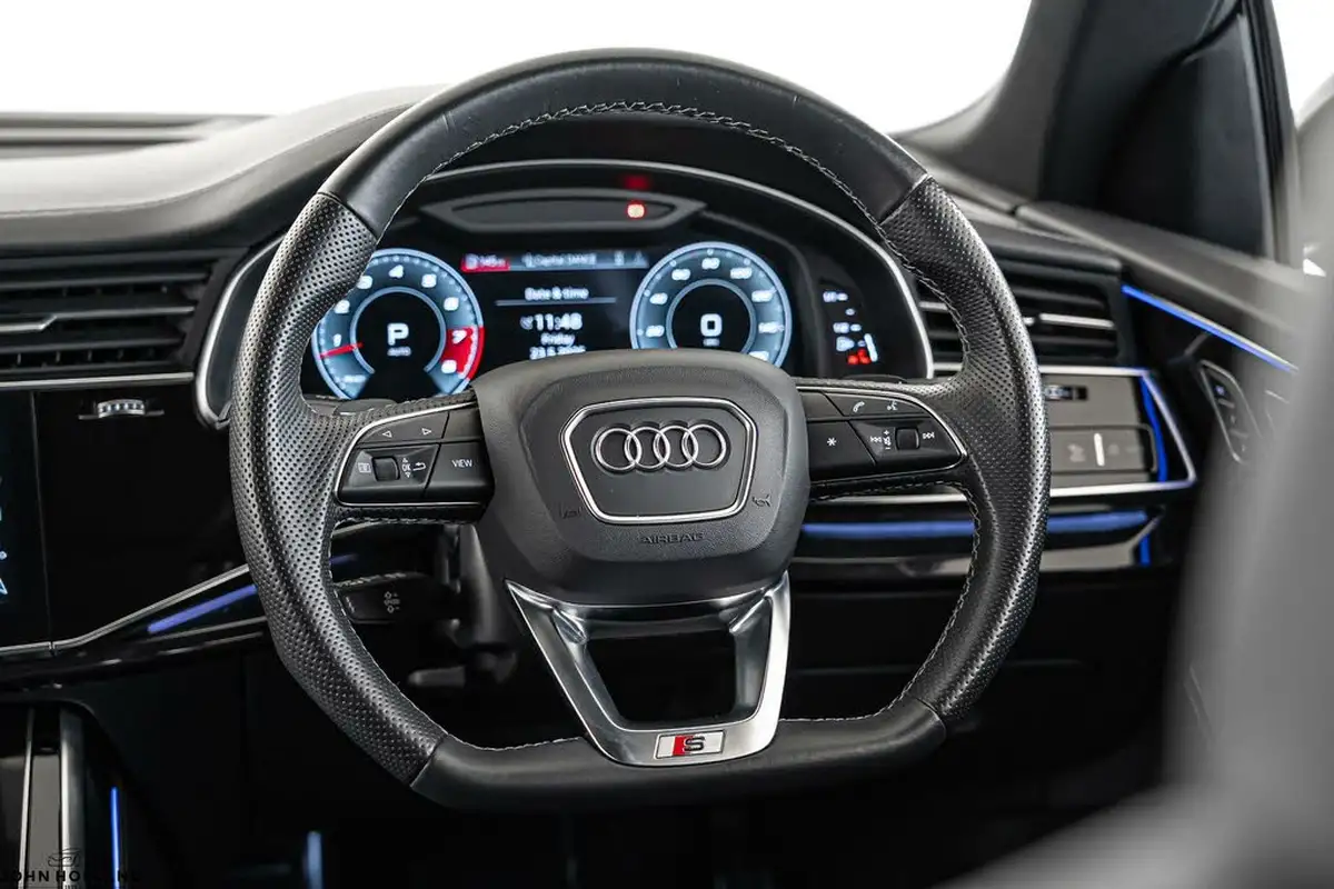 2022-audi-sq8-40-tfsi-black-edition-big-25