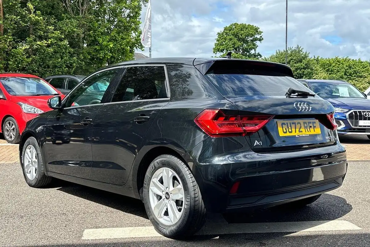 2022-audi-a1-10-25-tfsi-technik-big-7