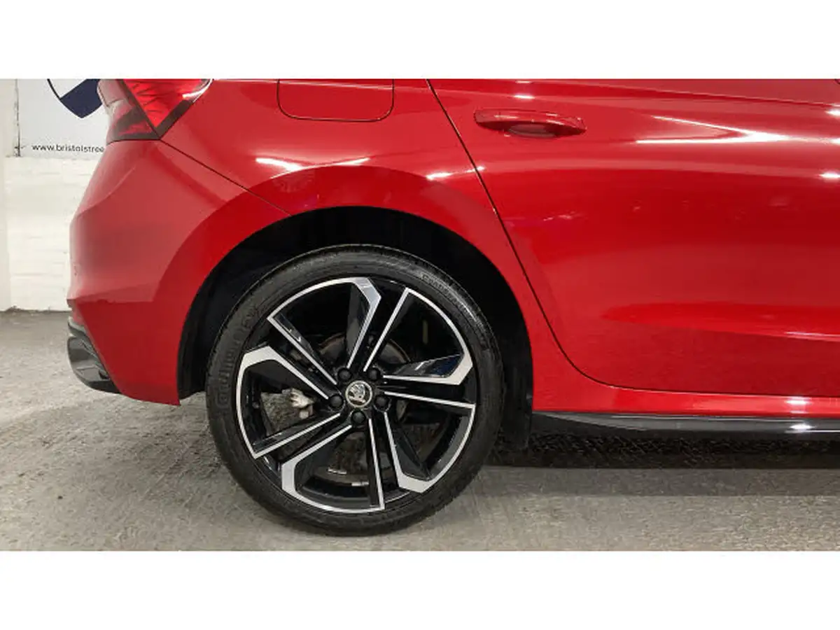 2022-skoda-fabia-15-tsi-monte-carlo-big-28