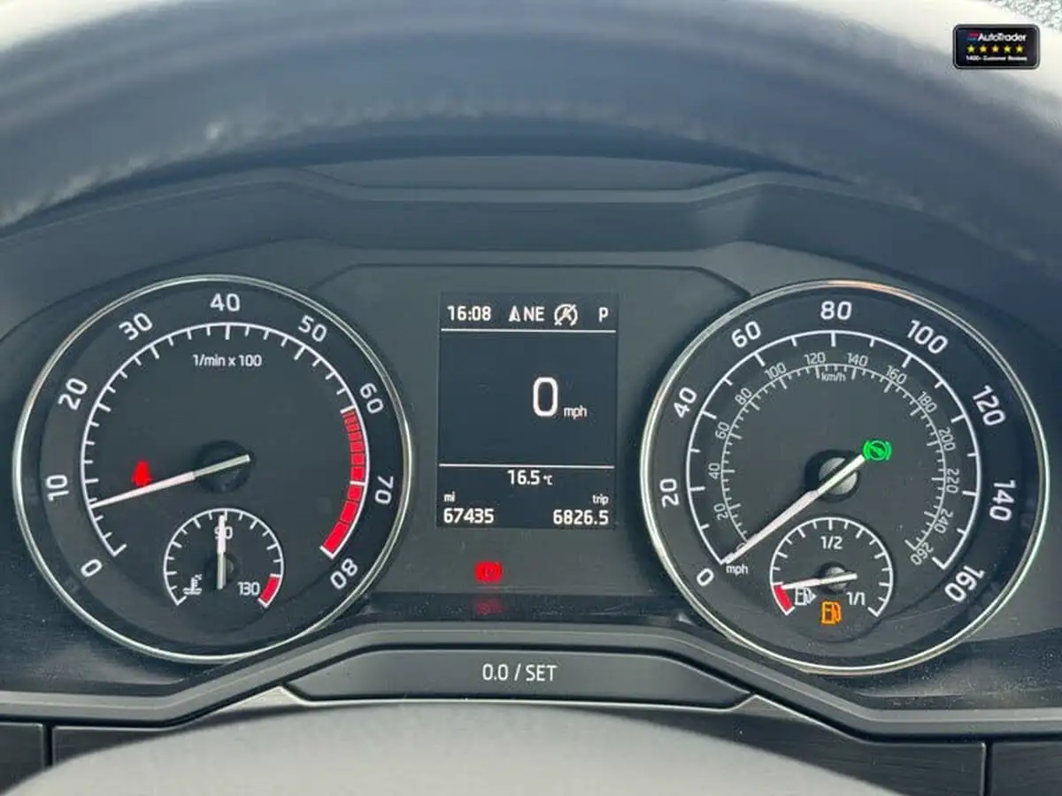 2016-skoda-superb-14-tsi-act-se-l-executive-hatchback-dsg-big-16