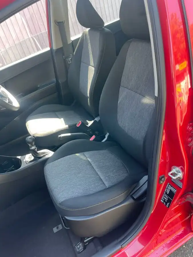 2014-kia-picanto-10-picanto-1-5d-big-26