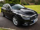 2017-infiniti-q30-15d-se-small-23