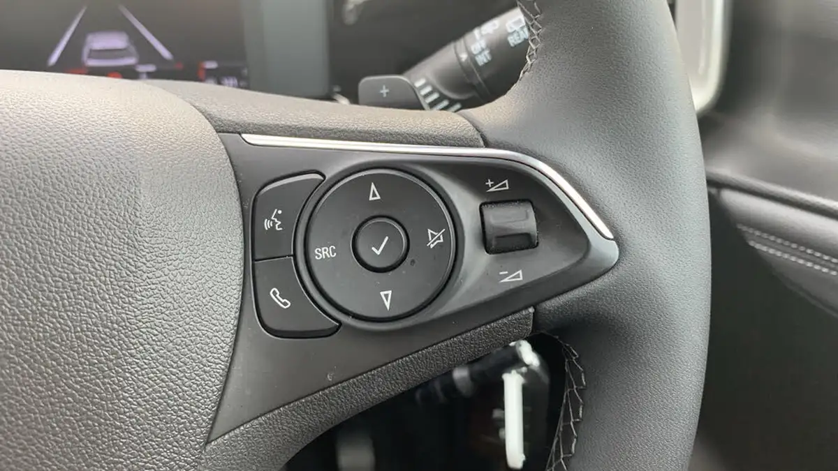 2024-vauxhall-mokka-12-design-130ps-auto-big-23