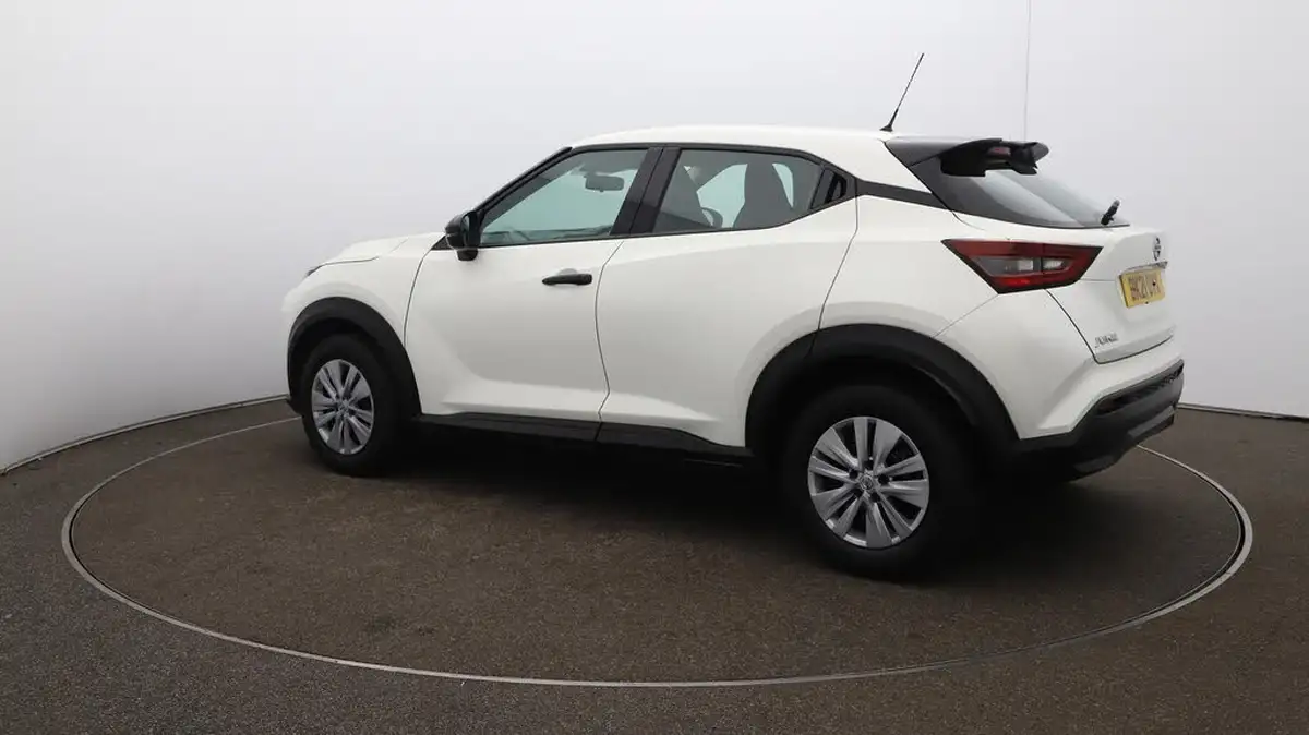 2021-nissan-juke-10-dig-t-visia-big-33
