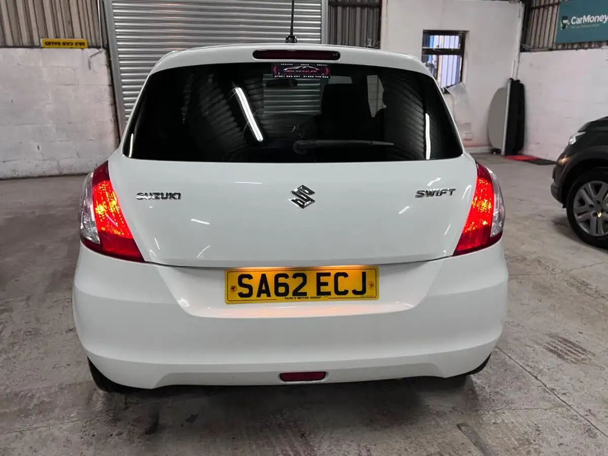 2012-suzuki-swift-12-sz3-3d-big-3