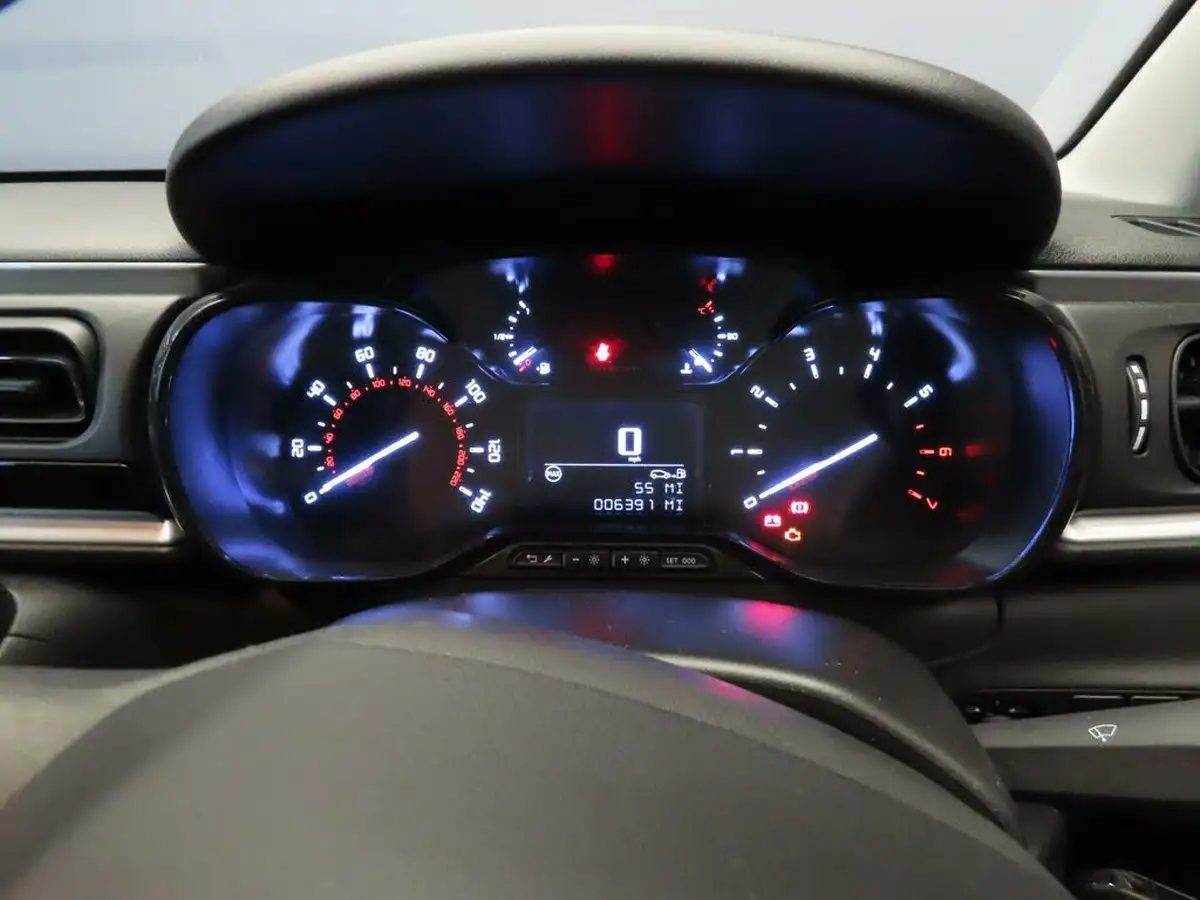 2024-citroen-c3-12-puretech-plus-83ps-big-10
